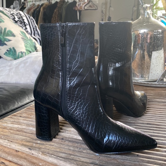 Nasty Gal Crocodile Booties - Picture 5 of 5